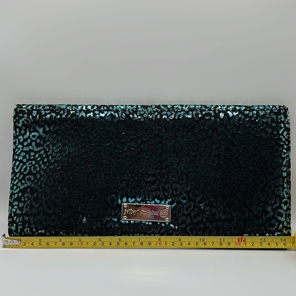 Cute! Betsy Johnson clutch purse, teal-silver metallic cheetah - Picture 8 of 8